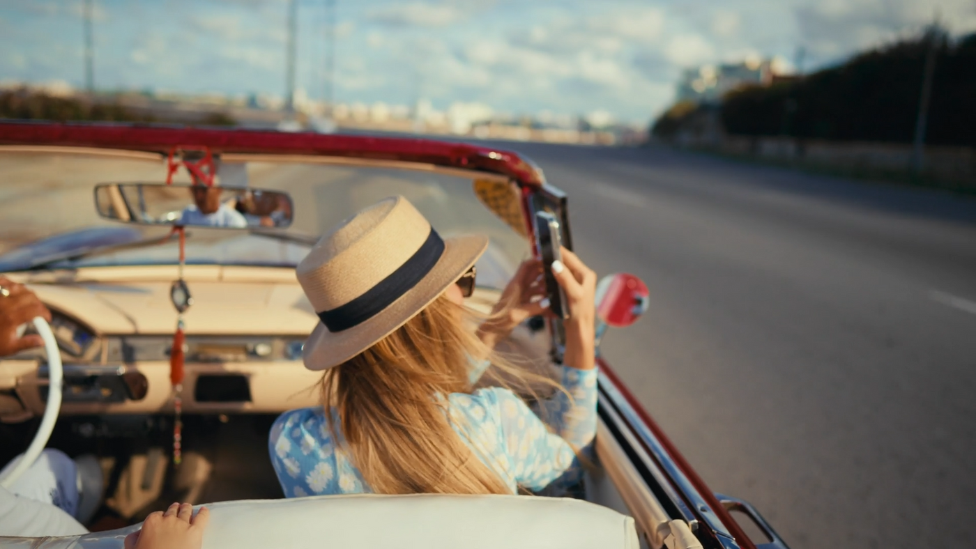 Open-Road Essentials: How to Build a Comfortable, Connected Convertible Road Trip